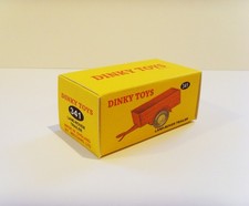 DINKY TOYS No. 341 - LAND