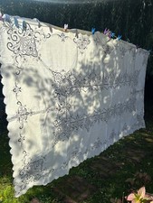 Vintage table cloth ( large ) and napkins