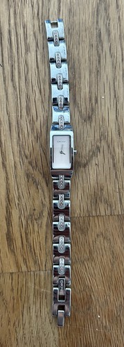 Women quartz wristwatch - women's, dkny