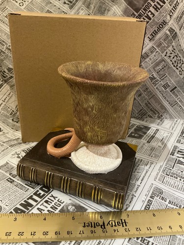 The wizarding trunk scabbers - trunk,