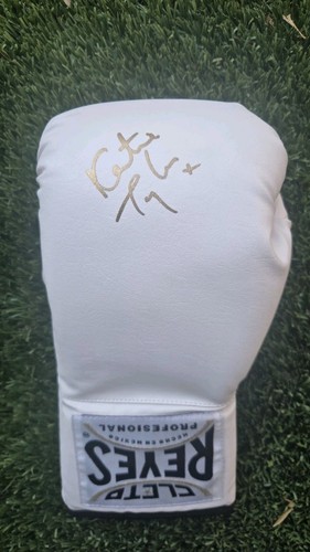 Katie taylor signed cleto - taylor,