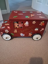 Traditional Design,  Old Fashioned Wooden Toy Truck With Storage Inside