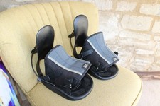 Flow quick release snowboard