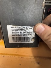 Electric Pallet Truck Li-ion Battery Used, Works Holds A Charge,