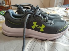 Under Armour 5.5 Trainers