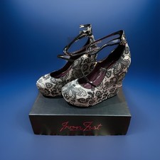 Iron Fist Size UK 6 Lovelace