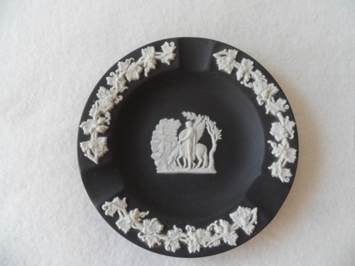 Wedgwood black jasperware - black,