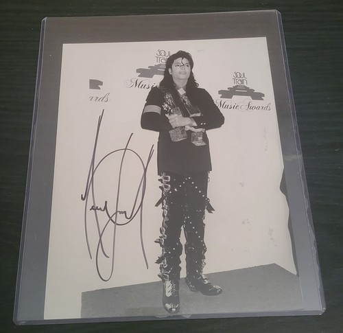 Michael jackson hand - michael,