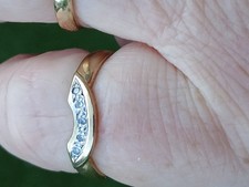 9ct Gold Hallmarked Diamond Wishbone Ring. Size K