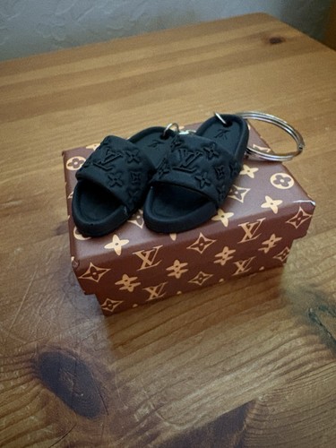 Brand new louis vuitton - new.,