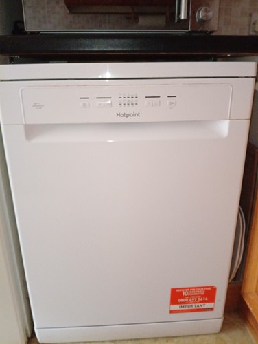 Hotpoint dishwasher under - under, 6