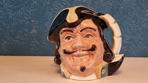 Royal doulton capt henry - doulton,