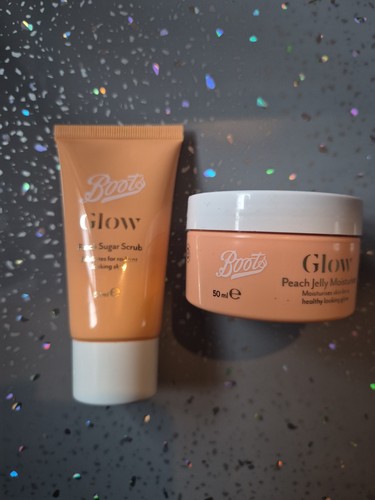 Boots glow bundle peach sugar - glow,