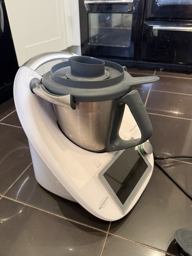 Thermomix vorwerk tm5 - vorwerk,