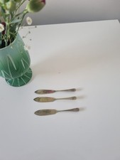 Vintage Silver Plated Butter Knives – EPNS – Set of Three – Tarnished