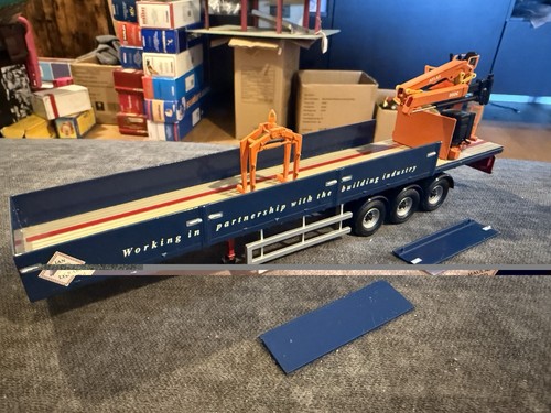 Corgi dropside trailer - corgi,