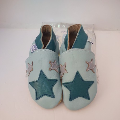 Daisy roots baby booties shoes - booties,