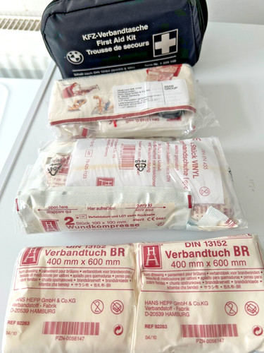 Kfz verbandtasche first - first, aid