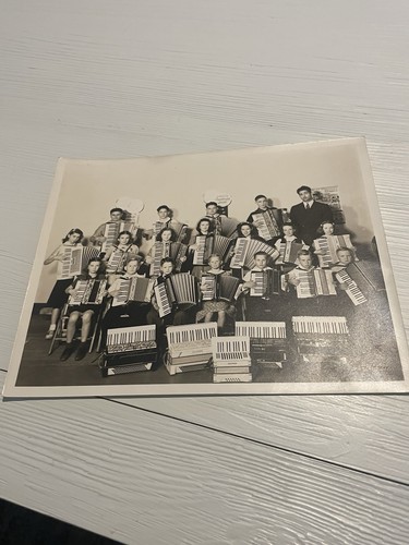 Vtg accordion class - class, photograph