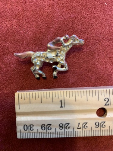 Horse brooch pin silver tone - pin,