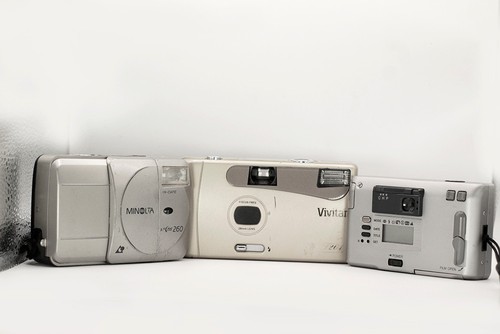 Camera bundle vivitar - –,