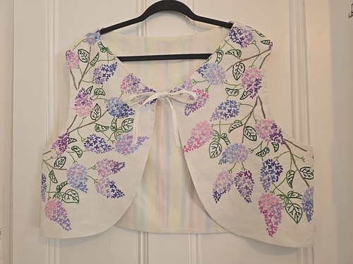 Vintage wisteria embroidered