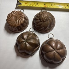 4 x Vintage Tin Lined Copper Molds Lovely Patina Farmhouse Kitchen Decor