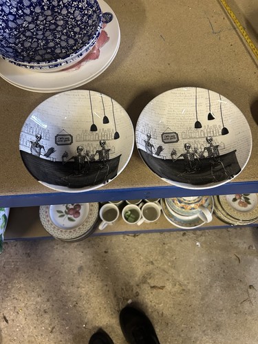Royal stafford skulls - skulls, only