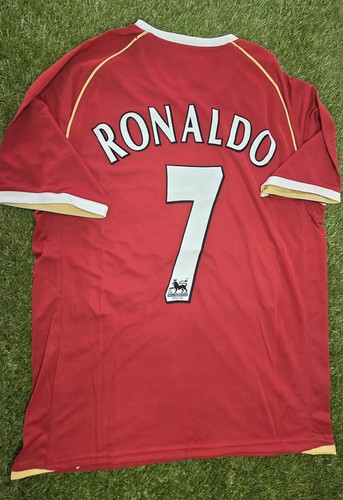 Manchester united home shirt - home,
