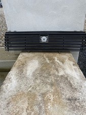 Chrysler avenger series2  Front Grill