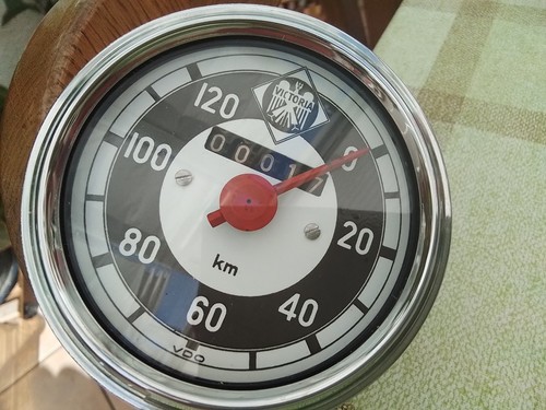 Vdo speedometer - vdo, speedometer,