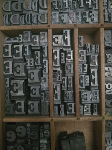 Vint letter press - vint., pb