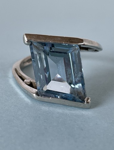 10k white gold 4ct - white,