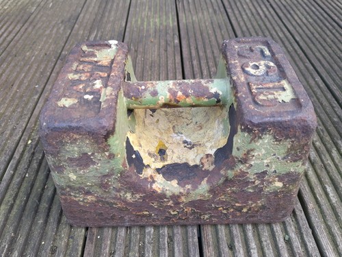 Avery old 56lb cast iron - w&t,