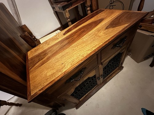 Indian rose wood - rose, tv