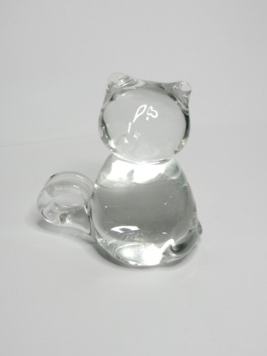 Vintage glass cat paperweight - glass,