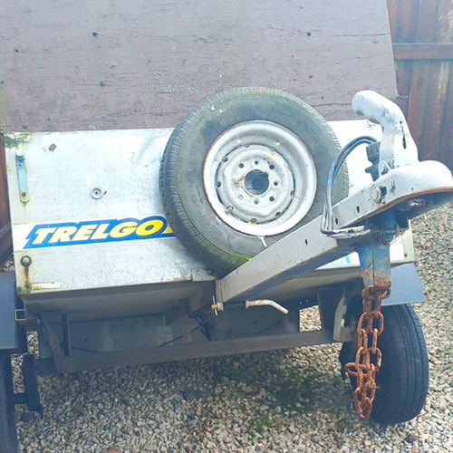 Small trailer - small,