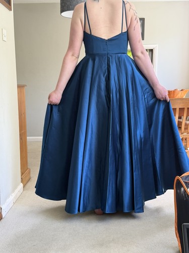 House fab blue prom - house,