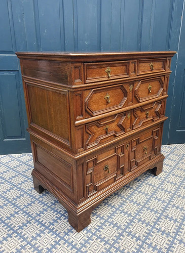 Antique 17th century oak chest - century,