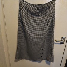 LADIES SLIMMA NAVY& WHITE DOGTOOTH PATTERN SKIRT ELASTICATED BACK SEE MORE ⬇️⬇️