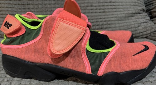 Nike air rift - lava, black