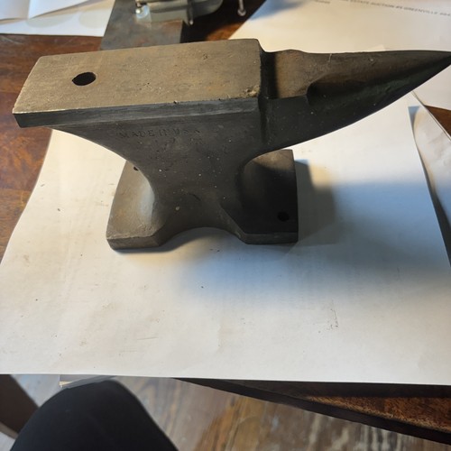 Vintage bench anvil - vintage, made