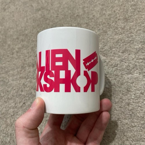 Vintage alien workshop mug - workshop,