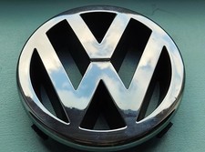VW BORA POLO 9N2 FRONT GRILL BADGE 1J5853601