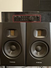 Adam Audio T5VPAIR Studio Monitor And Focusrite 2i2 4th Gen