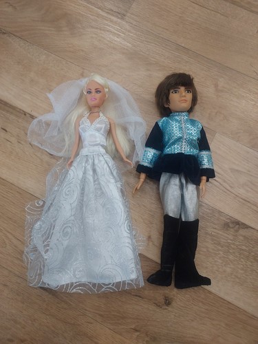 Disney style wedding - style, couple
