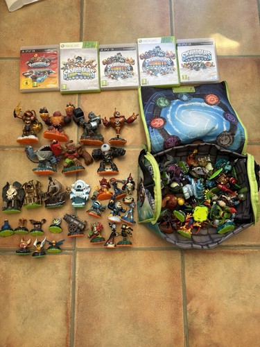 Skylanders huge bundle - skylanders,