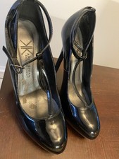 Kardashian Black Stiletto