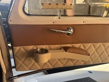 *Retrofit* Cupholder RH Arm