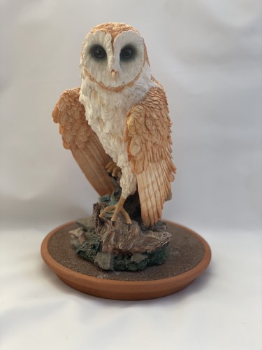 Large resin sculpture an - sculpture, of